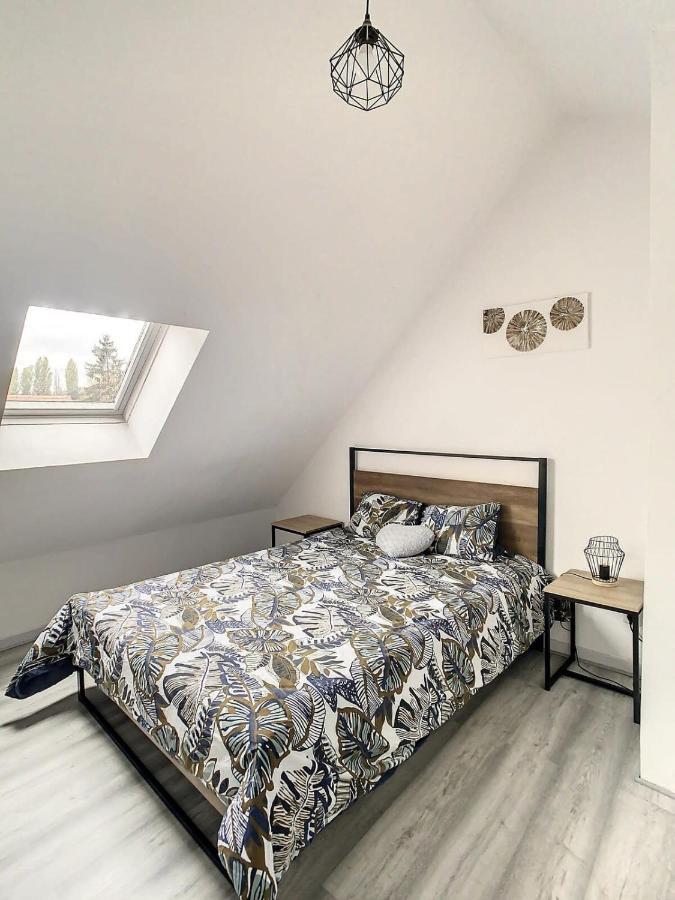 Maison Amienoise Tout Confort Centre Ville Duplex Amiens Exterior photo